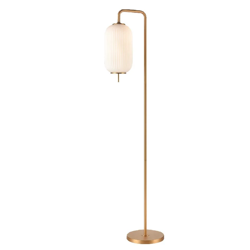 Victorian Style Floor Lamp for Traditional and Elegant InteriorsMount Pearl Floor Lamp