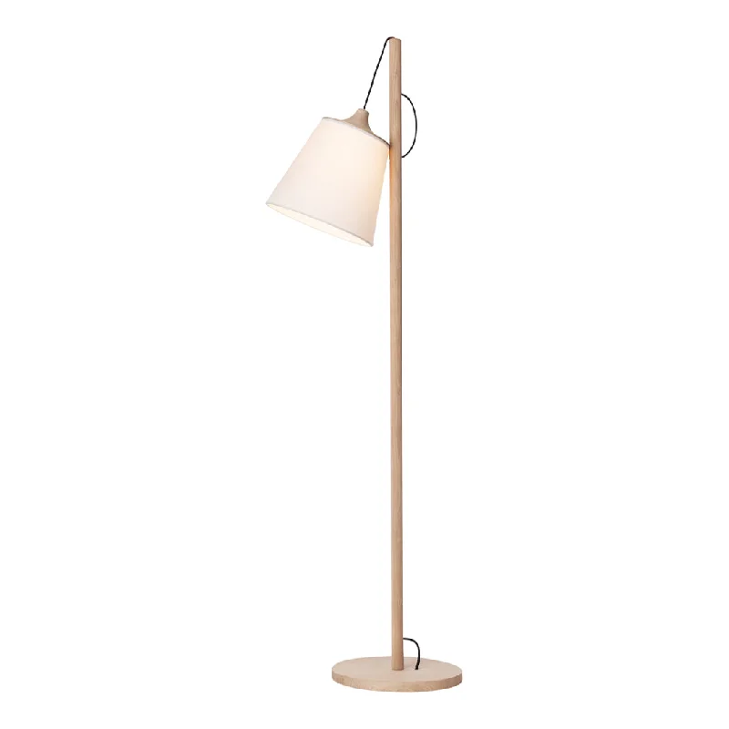 Metal Floor Lamp with a Matte Black Finish for a Sleek LookPull Floor Lamp