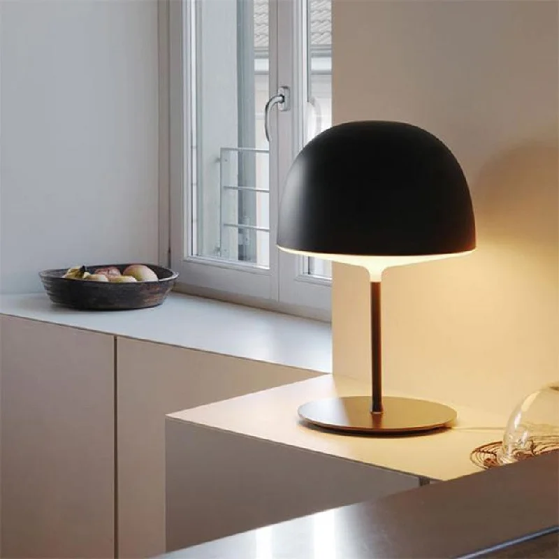 modern minimalist table lamps for contemporary living roomsFontana Arte Cheshire Table Lamp Black | White